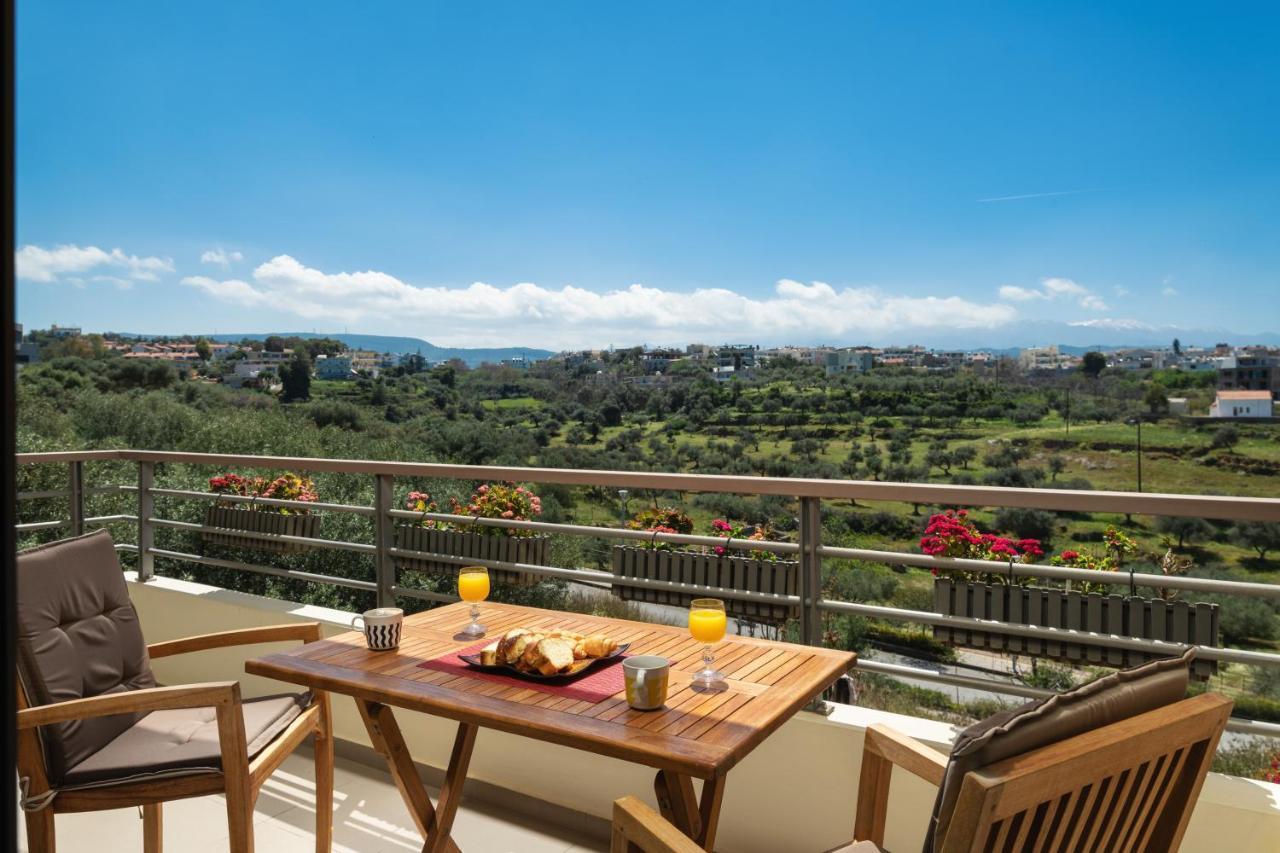 Luxury Apartment In Halepa Chrissi Akti Chania Exterior foto